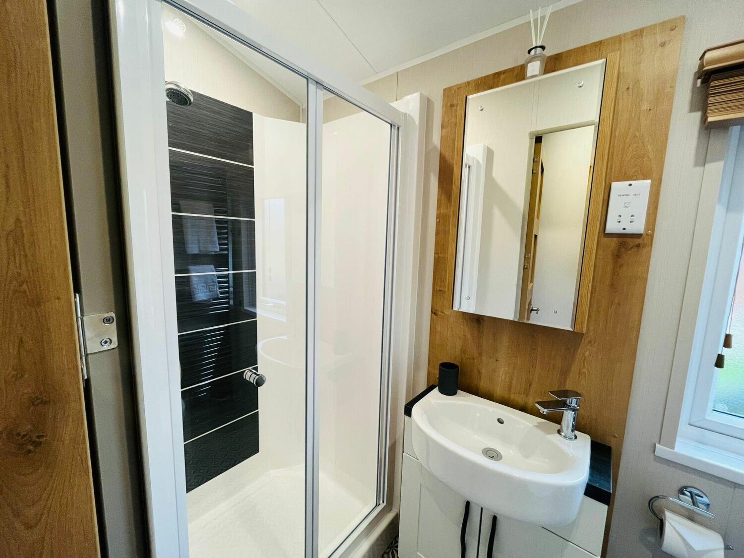 Country Cabin With Hot Tub 요크 외부 사진